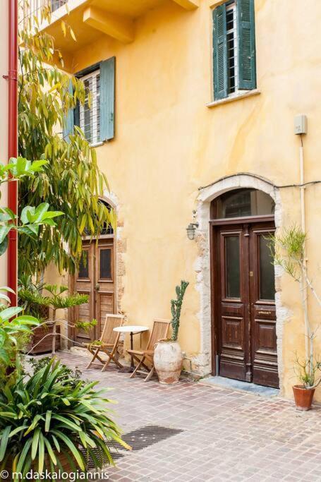 History & Culture In Old Town Chania Chania  Exterior photo